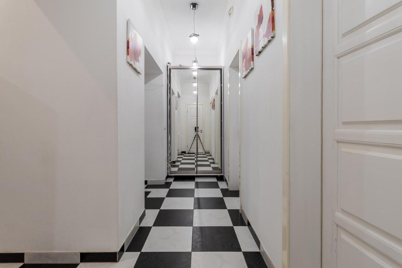 Halytska Apartment Lviv Eksteriør bilde